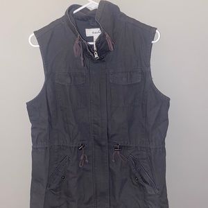 Gray cargo vest
